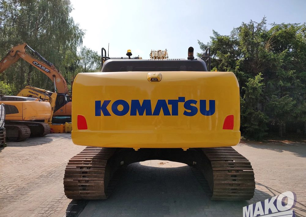 Komatsu PC240LC-10 - Crawler excavator: picture 5 Komatsu PC240LC-10 - Crawler excavator: picture 5