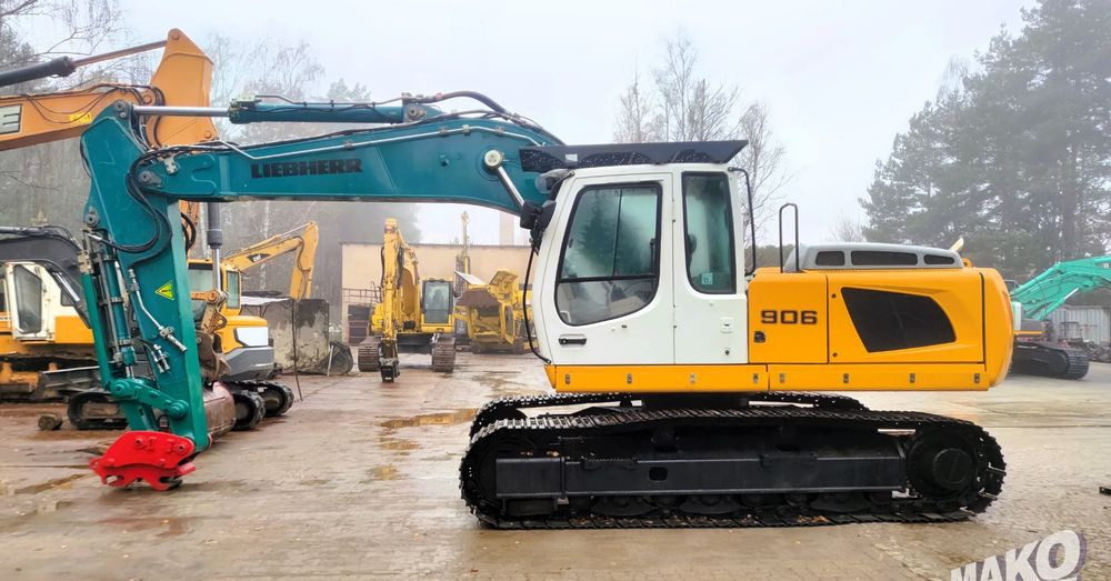 Liebherr R906 LC - Crawler excavator: picture 1 Liebherr R906 LC - Crawler excavator: picture 1