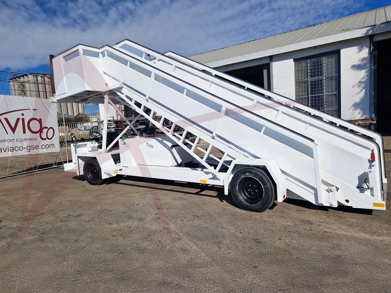 EINSA EDU-WIDE - Passenger stairs: picture 4 EINSA EDU-WIDE - Passenger stairs: picture 4