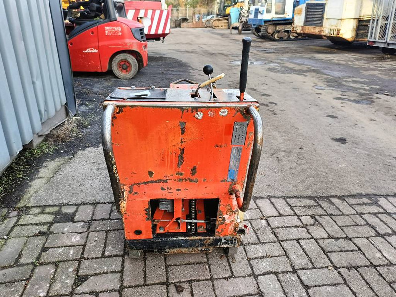 Norton CSB1 clipper zaag betonzaag machine 1994 - Asphalt machine: picture 5 Norton CSB1 clipper zaag betonzaag machine 1994 - Asphalt machine: picture 5