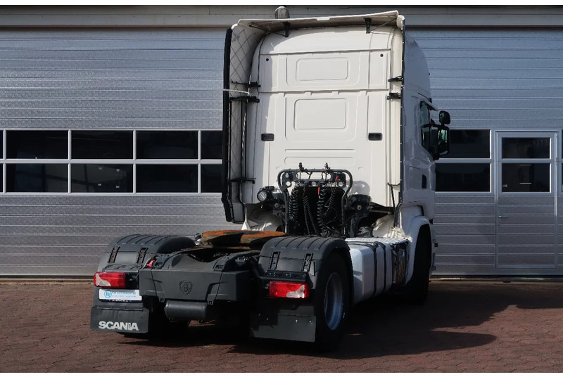Scania R450 RETARDER/ 2X TANK/ DIFF LOCK - Tractor unit: picture 4 Scania R450 RETARDER/ 2X TANK/ DIFF LOCK - Tractor unit: picture 4