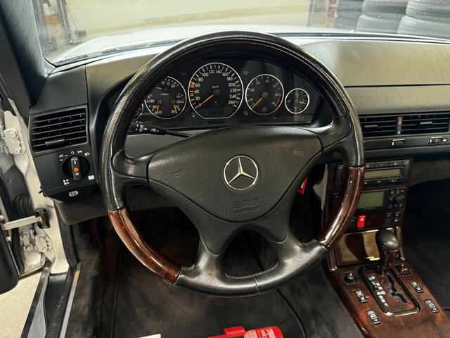 MERCEDES-BENZ SL 280 R 129 Scheckheft Mercedes - Convertible: picture 5 MERCEDES-BENZ SL 280 R 129 Scheckheft Mercedes - Convertible: picture 5