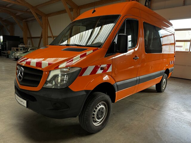MERCEDES-BENZ Sprinter 316 CDI 4x4 Allrad L2H2 1. Hand!... - Panel van, Combi van: picture 1 MERCEDES-BENZ Sprinter 316 CDI 4x4 Allrad L2H2 1. Hand!... - Panel van, Combi van: picture 1