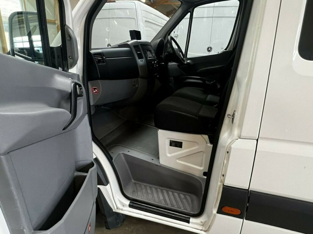 Garbage truck Mercedes-Benz Sprinter 516 CDI Doka LR ZÖLLER Müllpresse: picture 21