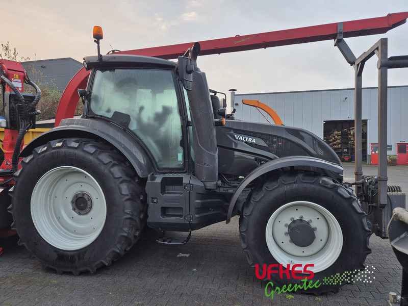 Valtra T 234 Direct TwinTrac - Farm tractor: picture 2 Valtra T 234 Direct TwinTrac - Farm tractor: picture 2