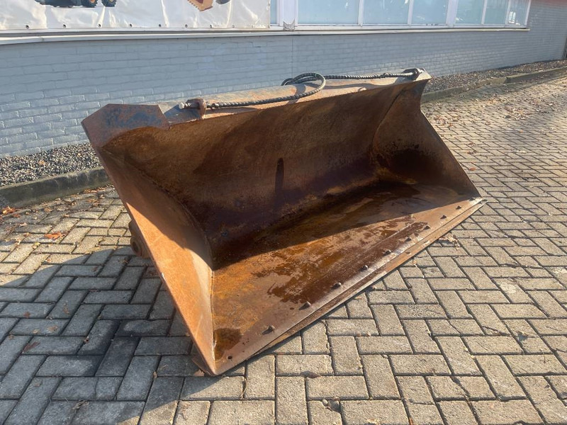RIMAN HYDRAULIC FRONT BUCKET FOR JCB 3CX - Bucket for Construction machinery: picture 3 RIMAN HYDRAULIC FRONT BUCKET FOR JCB 3CX - Bucket for Construction machinery: picture 3