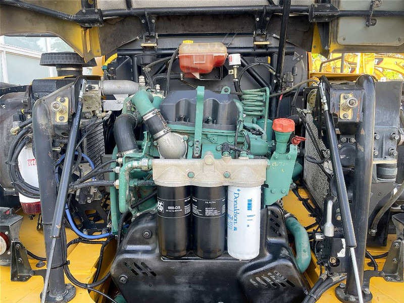 Articulated dumper Volvo A25E: picture 13