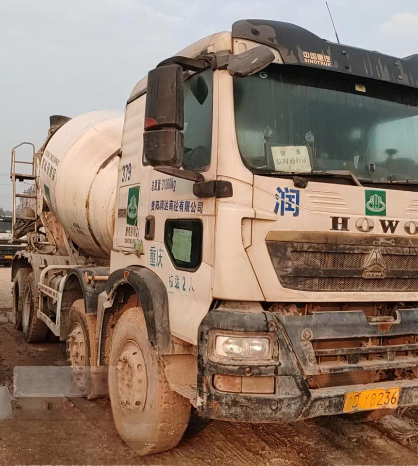 XCMG Official Second Hand Diesel Concrete Mixer Truck G4804B 12m³ Cement Mixer Truck Price - Concrete mixer truck: picture 2 XCMG Official Second Hand Diesel Concrete Mixer Truck G4804B 12m³ Cement Mixer Truck Price - Concrete mixer truck: picture 2