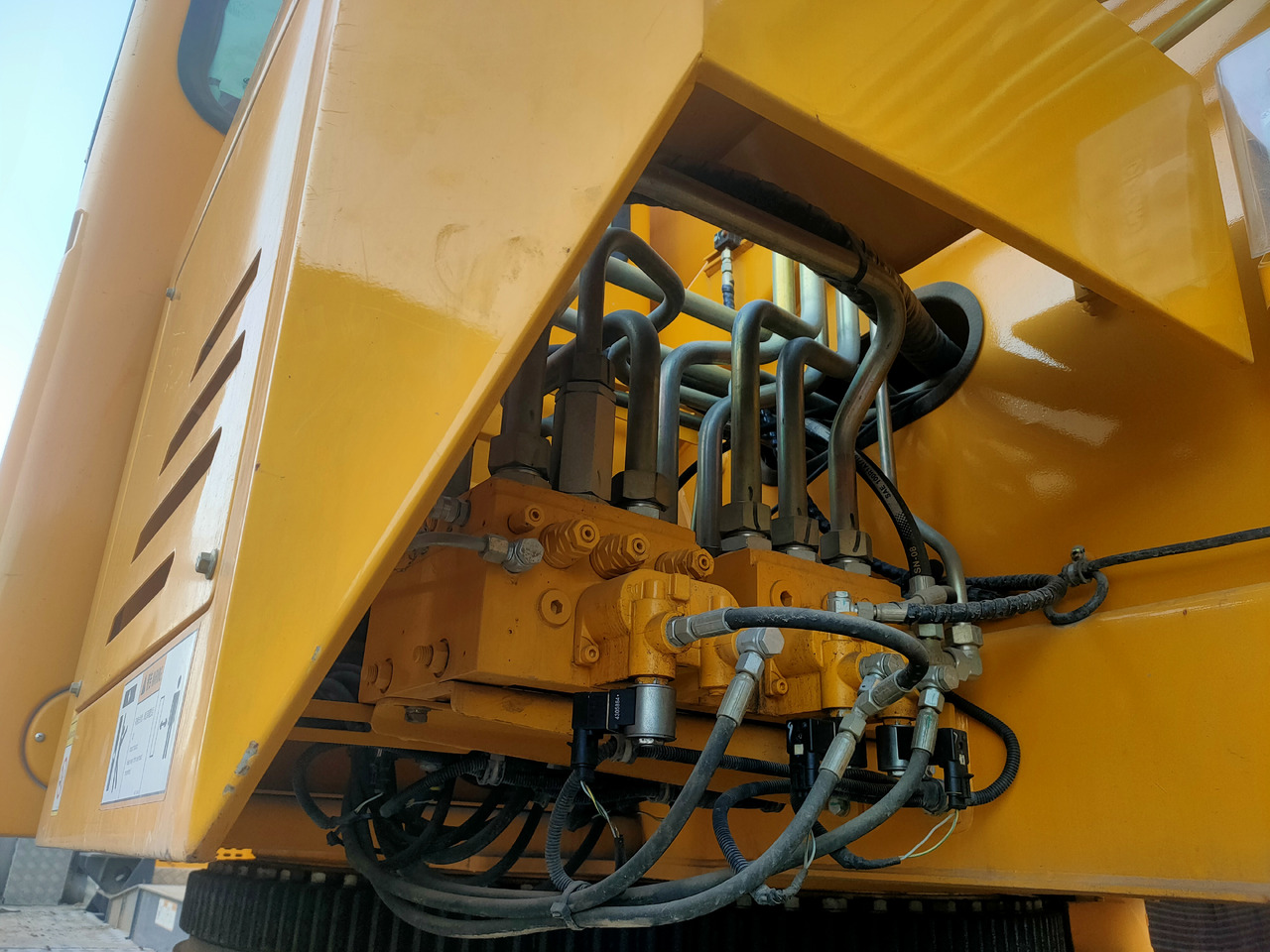XCMG Official Used Mobile Truck Crane QY80K5D 85 Ton Mobile Hydraulic Crane Price - Mobile crane: picture 5 XCMG Official Used Mobile Truck Crane QY80K5D 85 Ton Mobile Hydraulic Crane Price - Mobile crane: picture 5