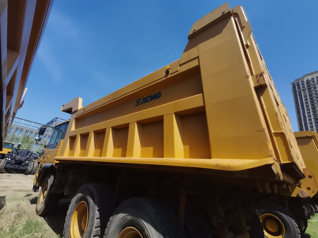 XCMG Official XDR80T 70 Ton 6x4 Dump Tuck Used Tipper Dump Truck Price - Dumper: picture 3 XCMG Official XDR80T 70 Ton 6x4 Dump Tuck Used Tipper Dump Truck Price - Dumper: picture 3
