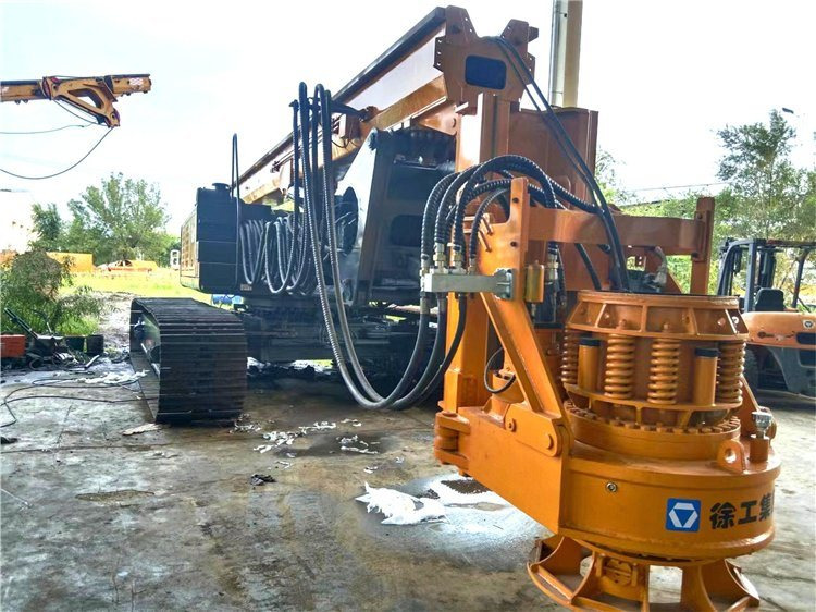 XCMG Official Xr220d 2017 Year Small Track Drilling Rig Used Hydraulic Rotary Drill Rig Price - Drilling rig: picture 2 XCMG Official Xr220d 2017 Year Small Track Drilling Rig Used Hydraulic Rotary Drill Rig Price - Drilling rig: picture 2
