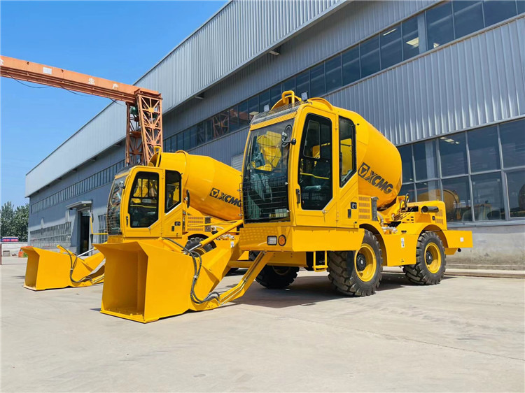 XCMG Self Loading Concrete Mixer 3.5m3 Portable Diesel Mini Small Concrete Cement Mixer for Sale - Concrete mixer: picture 4 XCMG Self Loading Concrete Mixer 3.5m3 Portable Diesel Mini Small Concrete Cement Mixer for Sale - Concrete mixer: picture 4