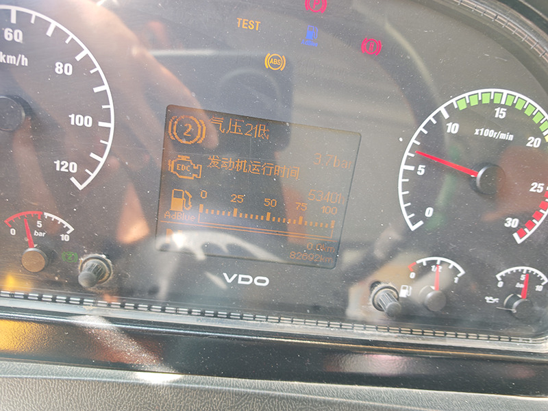 Leasing of XCMG XCT110 used 110ton mobile hydraulic truck crane price XCMG XCT110 used 110ton mobile hydraulic truck crane price: picture 6 Leasing of XCMG XCT110 used 110ton mobile hydraulic truck crane price XCMG XCT110 used 110ton mobile hydraulic truck crane price: picture 6