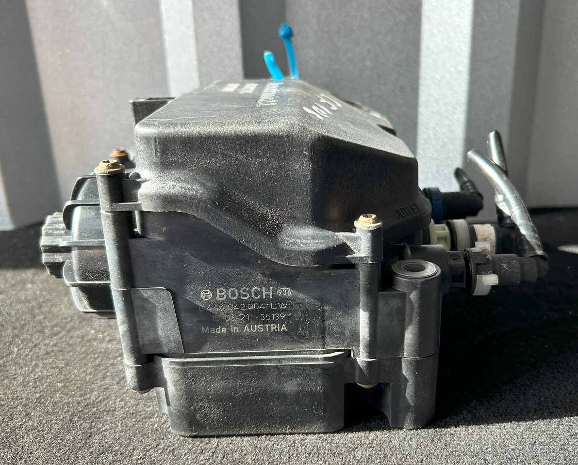 DAF CF EURO 6 DENOXTRONIX 2.2 ADBLUE PUMP - Exhaust system for Truck: picture 3 DAF CF EURO 6 DENOXTRONIX 2.2 ADBLUE PUMP - Exhaust system for Truck: picture 3