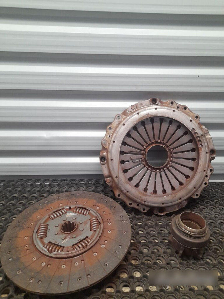 DAF XF 106 DOCISK +TARCZA - Clutch and parts for Truck: picture 1 DAF XF 106 DOCISK +TARCZA - Clutch and parts for Truck: picture 1