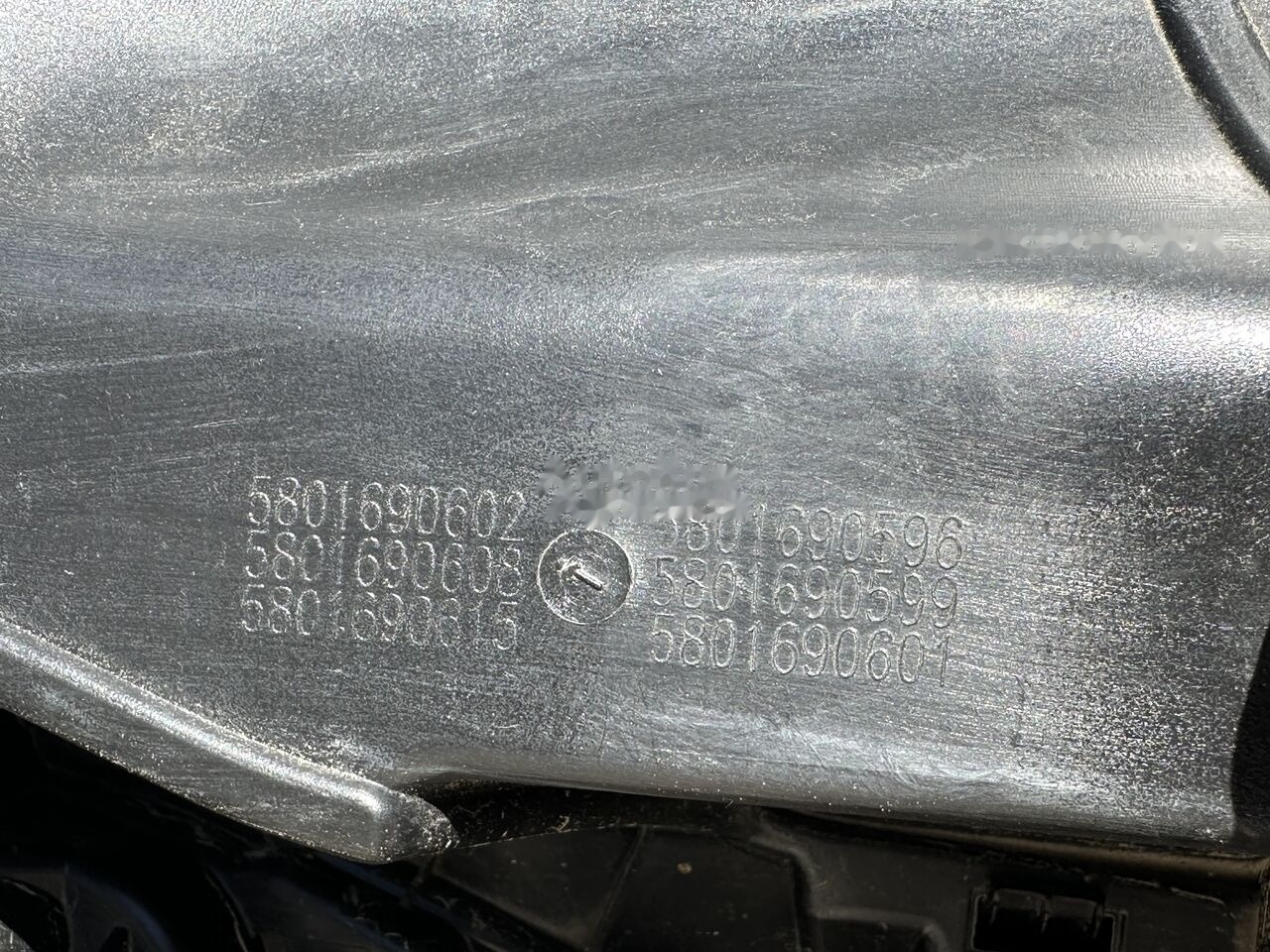 IVECO EUROCARGO 5801690602 / 5801745452 / 5801745449 IVECO 5801690602 / 5801745452 / 5801745449 - Bumper for Truck: picture 4 IVECO EUROCARGO 5801690602 / 5801745452 / 5801745449 IVECO 5801690602 / 5801745452 / 5801745449 - Bumper for Truck: picture 4
