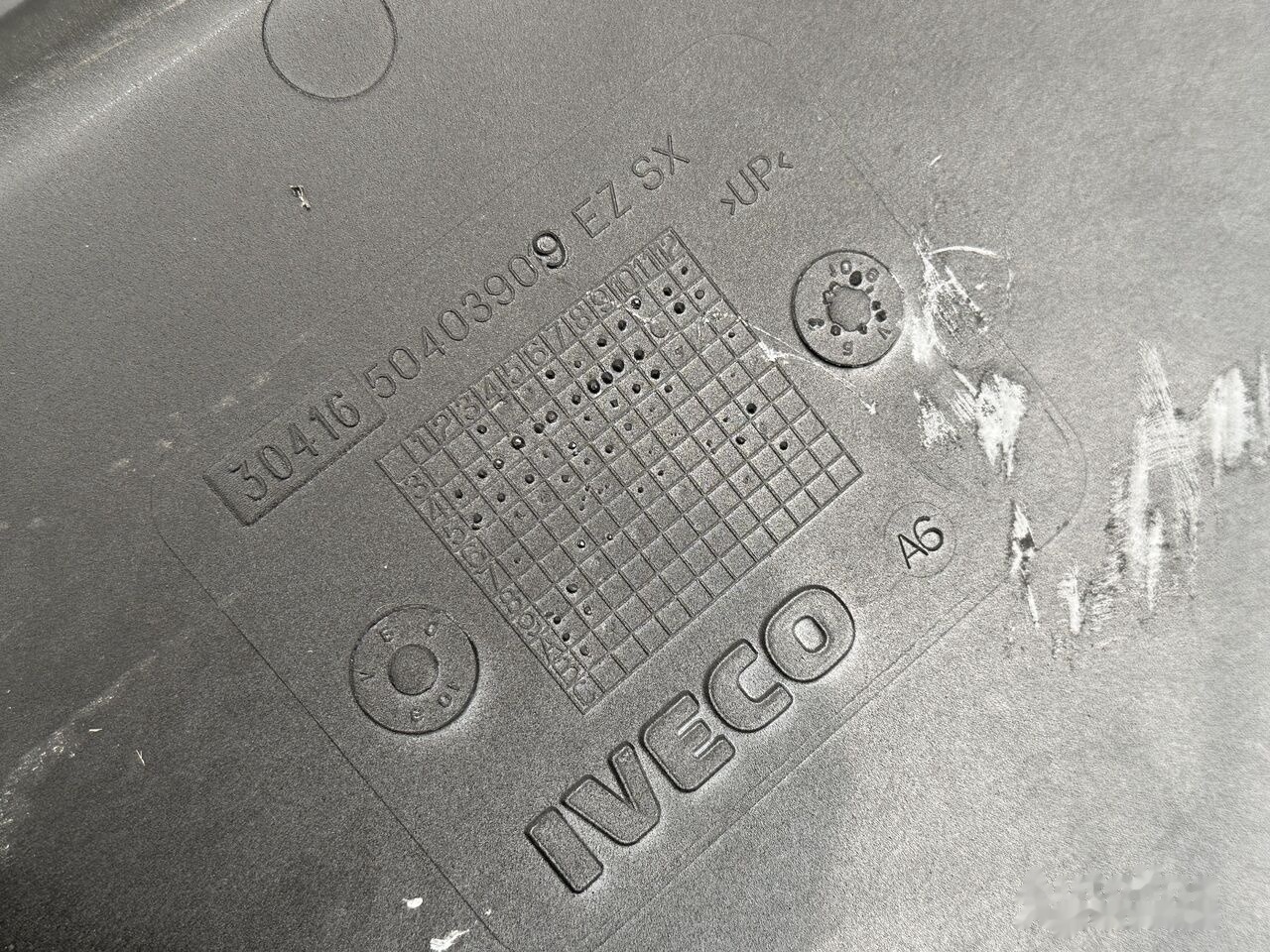 IVECO EUROCARGO LEFT 50403909 IVECO 50403909 - Footstep for Truck: picture 4 IVECO EUROCARGO LEFT 50403909 IVECO 50403909 - Footstep for Truck: picture 4