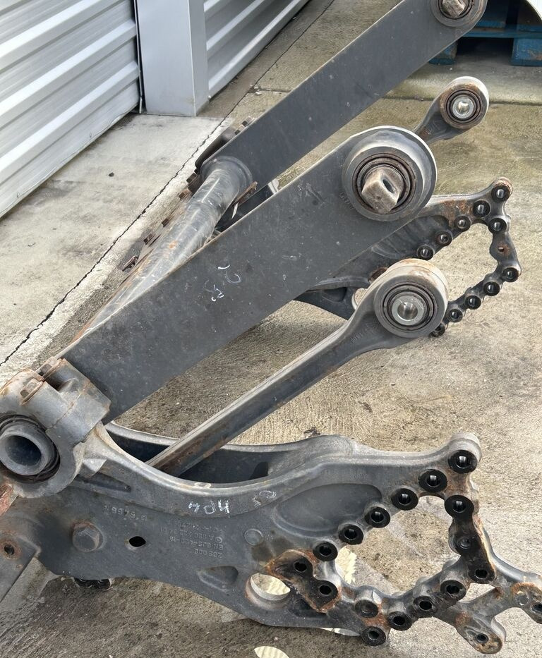 KOMPLETNE ZAWIESZENIE KABINY Mercedes-Benz ACTROS MP4 truck - Suspension for Truck: picture 1 KOMPLETNE ZAWIESZENIE KABINY Mercedes-Benz ACTROS MP4 truck - Suspension for Truck: picture 1