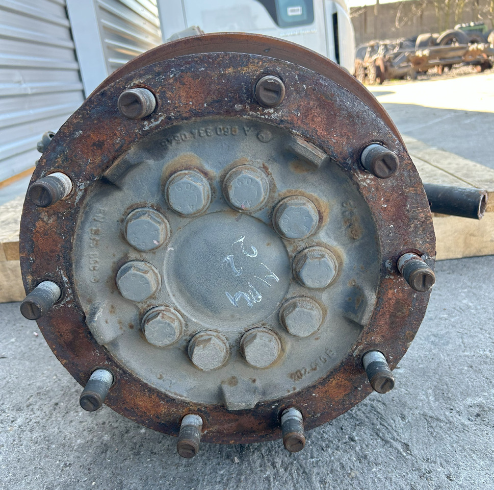 MERCEDES ACTROS MP4 AXLE + HUBS FRONT - Front axle for Truck: picture 4 MERCEDES ACTROS MP4 AXLE + HUBS FRONT - Front axle for Truck: picture 4