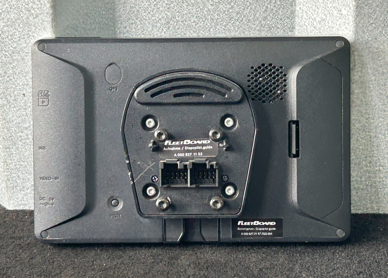 MERCEDES-BENZ ACTROS MP4 FLEETBOARD DISPLAY SCREEN WITH BRACKET - Navigation system: picture 2 MERCEDES-BENZ ACTROS MP4 FLEETBOARD DISPLAY SCREEN WITH BRACKET - Navigation system: picture 2