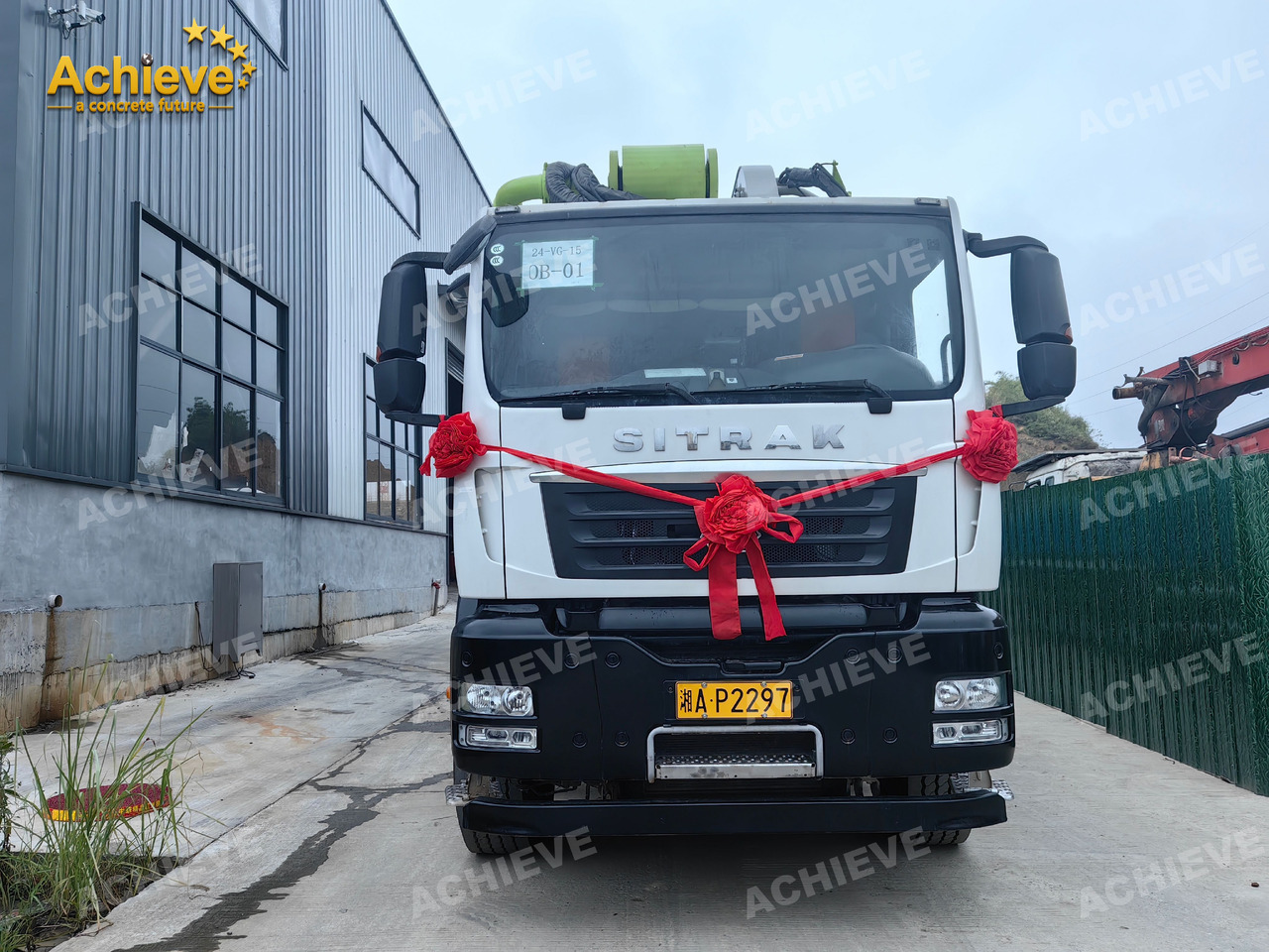 Zoomlion Zoomlion 70M 70X-6RZ Concrete pump truck ACTROS 4141 【ACHIEVE】TOP CONDITION!!! - Concrete pump truck: picture 2 Zoomlion Zoomlion 70M 70X-6RZ Concrete pump truck ACTROS 4141 【ACHIEVE】TOP CONDITION!!! - Concrete pump truck: picture 2