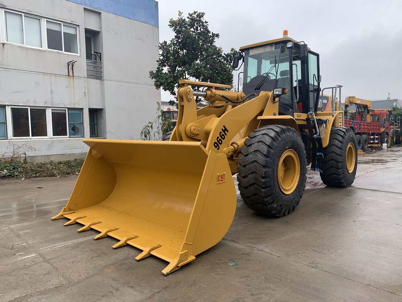 Caterpillar 966H, 966G Wheel Loader Good Price on sale - Wheel loader: picture 2 Caterpillar 966H, 966G Wheel Loader Good Price on sale - Wheel loader: picture 2