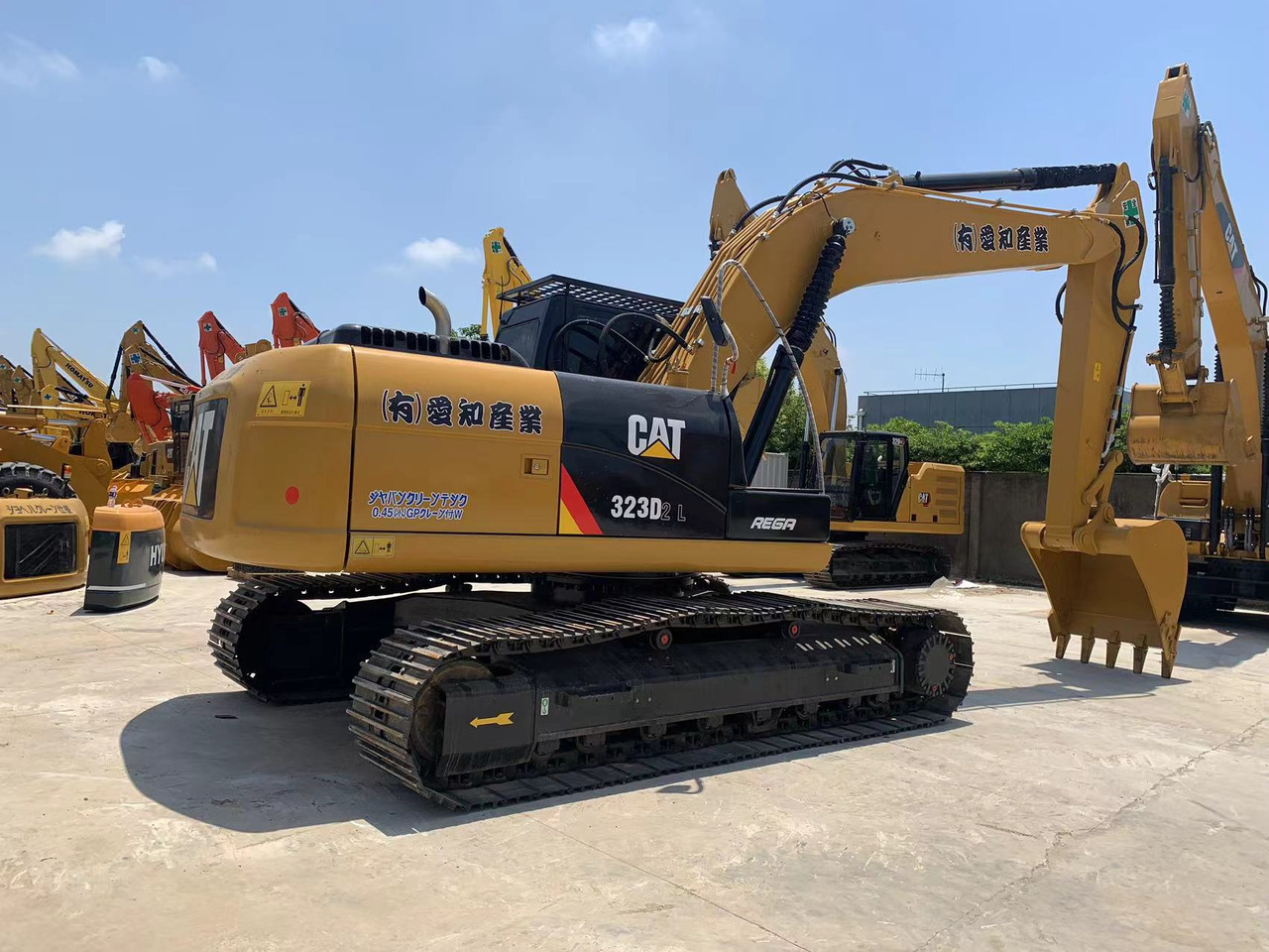 Caterpillar Tracked Excavator CAT 323D, 323D2 for Bolivia - Crawler excavator: picture 5 Caterpillar Tracked Excavator CAT 323D, 323D2 for Bolivia - Crawler excavator: picture 5