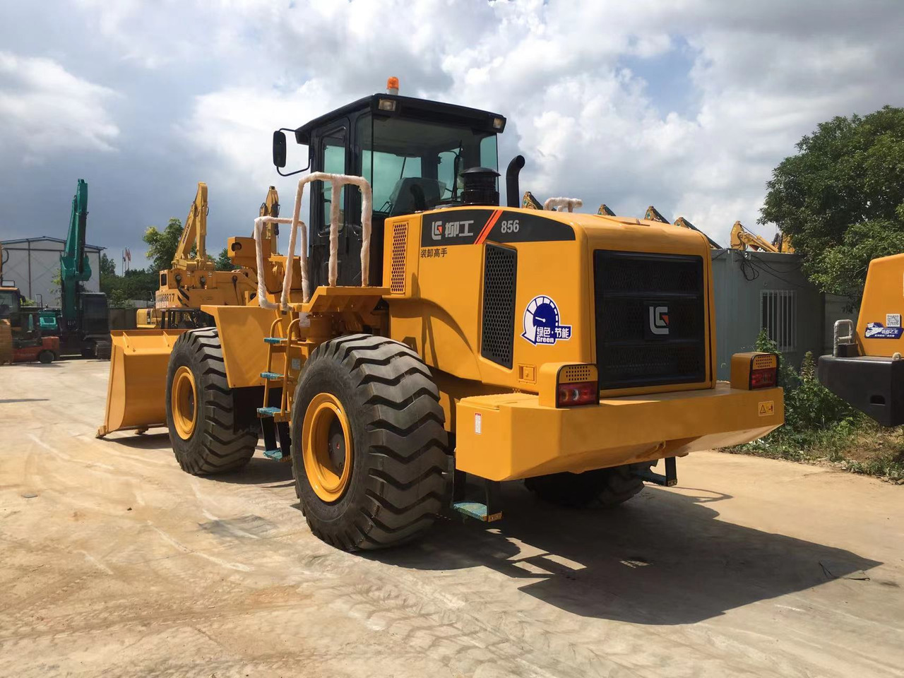 LIUGONG CLG856 Wheel Loader Secondhand Condition 5 ton Loader - Wheel loader: picture 2 LIUGONG CLG856 Wheel Loader Secondhand Condition 5 ton Loader - Wheel loader: picture 2