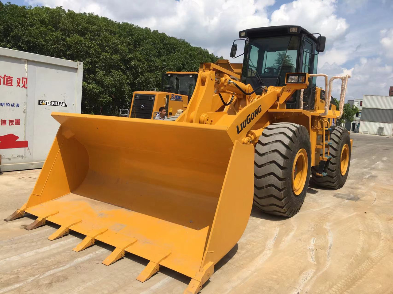 LIUGONG CLG856 Wheel Loader Secondhand Condition 5 ton Loader - Wheel loader: picture 3 LIUGONG CLG856 Wheel Loader Secondhand Condition 5 ton Loader - Wheel loader: picture 3
