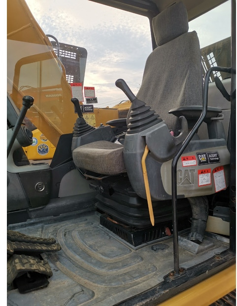 2020 Caterpillar 312D2 - Crawler excavator: picture 5 2020 Caterpillar 312D2 - Crawler excavator: picture 5