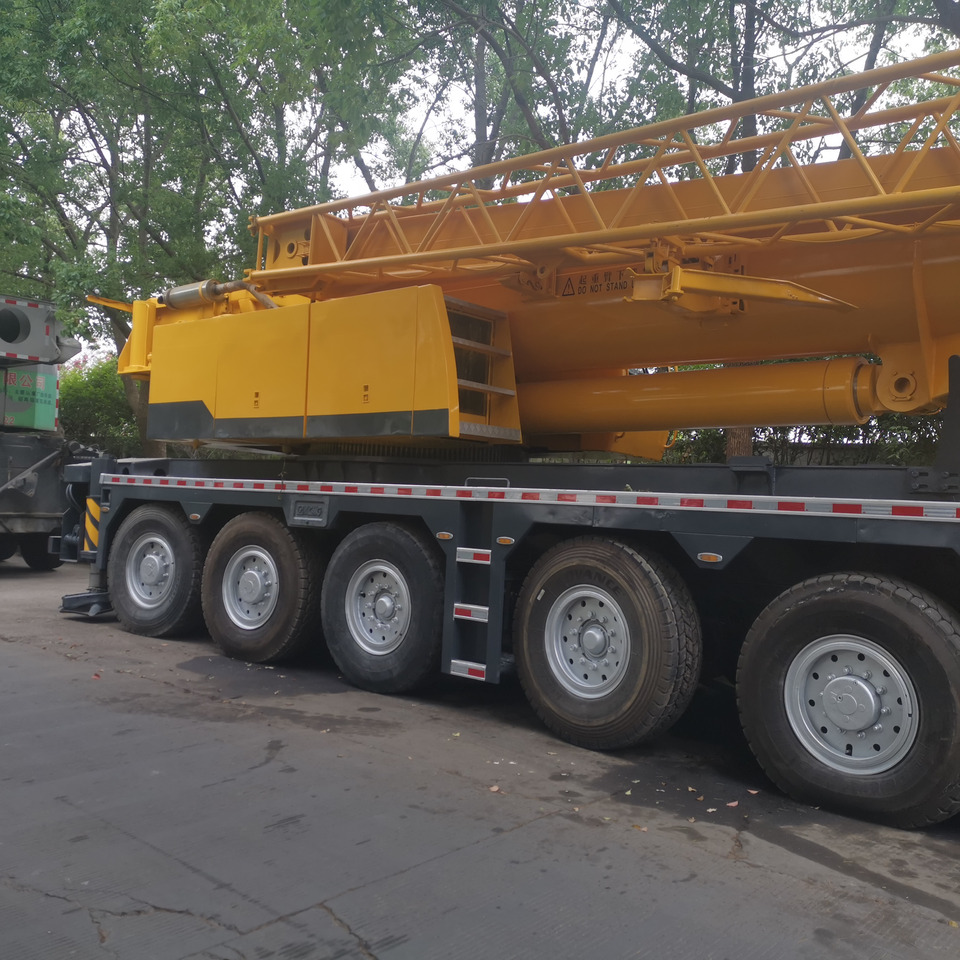 XCMG QY180 - Mobile crane: picture 5 XCMG QY180 - Mobile crane: picture 5