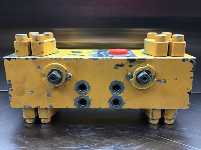 Liebherr A312 Li / A314 Li / A316 Li / A900 Li / A900 ZW - Hydraulics: picture 4 Liebherr A312 Li / A314 Li / A316 Li / A900 Li / A900 ZW - Hydraulics: picture 4