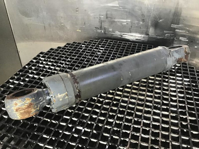 Hydraulic cylinder Liebherr A902 INDUSTRIAL / A902 Li / A904 INDUSTRIAL / A904C Li / A912 Li / A914 Li / A914B Li: picture 6