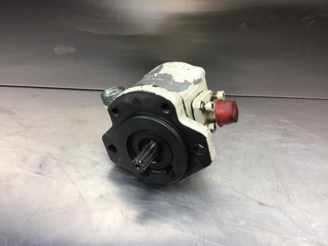 Liebherr A932 Li / A934 Li / A944 Li - Hydraulic pump: picture 5 Liebherr A932 Li / A934 Li / A944 Li - Hydraulic pump: picture 5