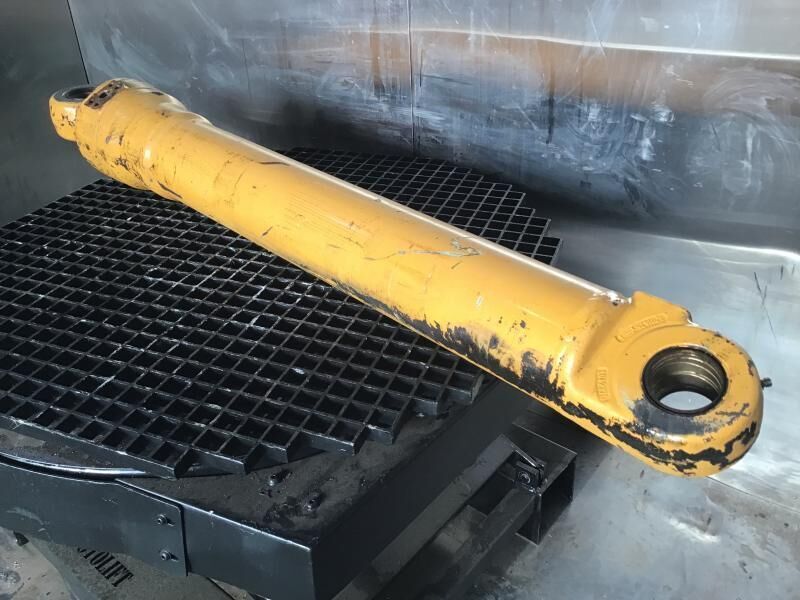 Liebherr A944C Li / A934 Li / R914 / R924 / R934B / R954B / R974B / R974 / R944B - Hydraulic cylinder: picture 1 Liebherr A944C Li / A934 Li / R914 / R924 / R934B / R954B / R974B / R974 / R944B - Hydraulic cylinder: picture 1