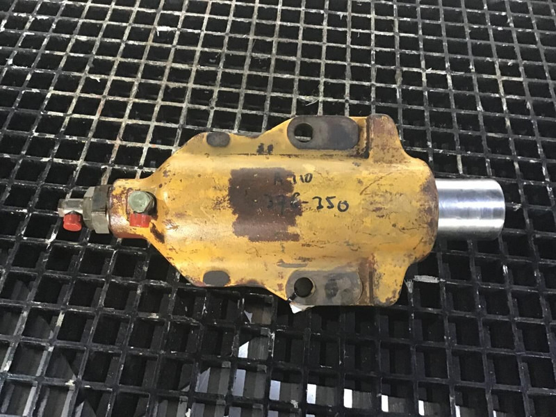 Liebherr Axle Stabilizer - Suspension: picture 1 Liebherr Axle Stabilizer - Suspension: picture 1