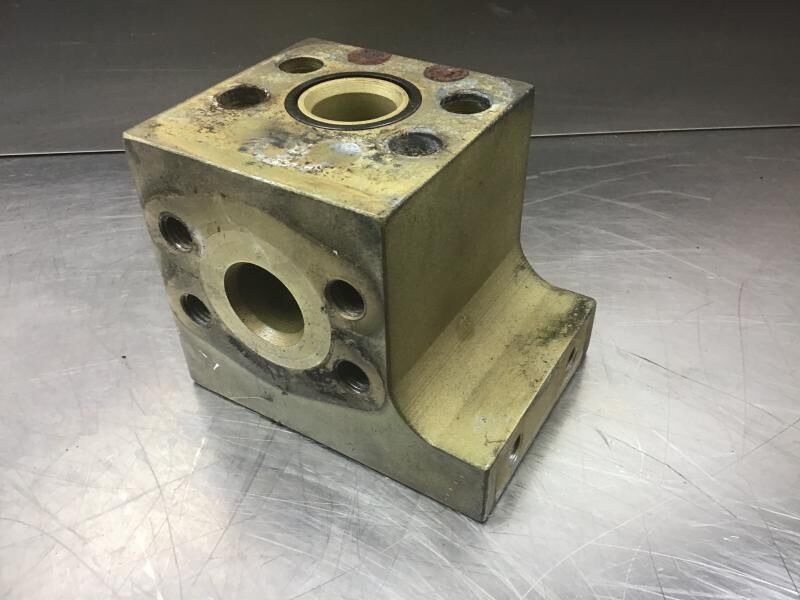 Liebherr Block - Cylinder block: picture 1 Liebherr Block - Cylinder block: picture 1