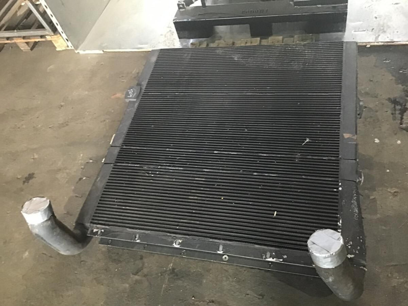 Liebherr Combined Radiator - Radiator: picture 3 Liebherr Combined Radiator - Radiator: picture 3