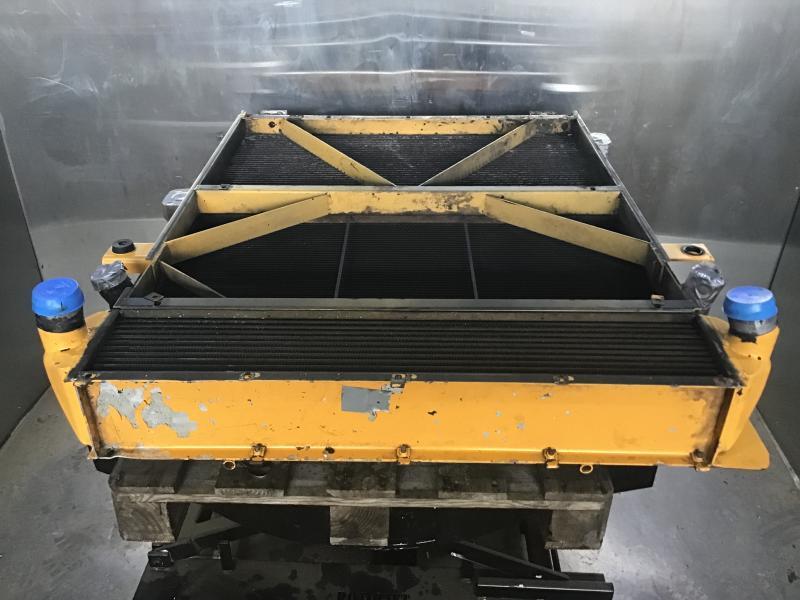 Liebherr Combined Radiator - Radiator for Construction machinery: picture 1 Liebherr Combined Radiator - Radiator for Construction machinery: picture 1