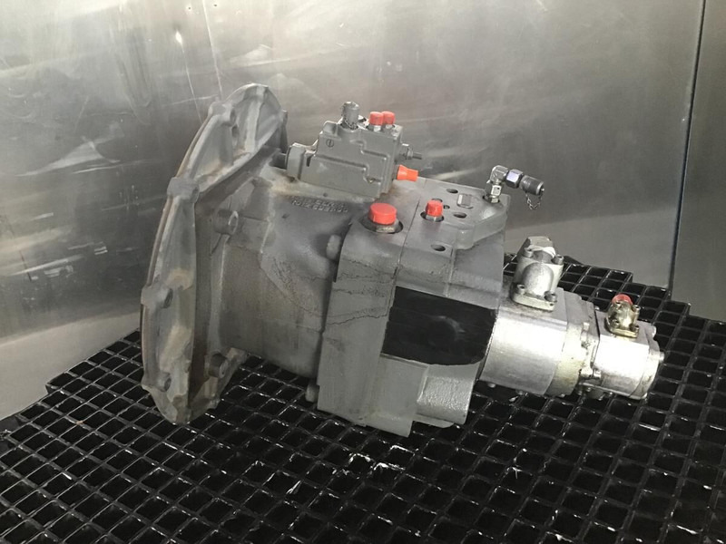 Liebherr DPVO215 - Hydraulic pump: picture 2 Liebherr DPVO215 - Hydraulic pump: picture 2