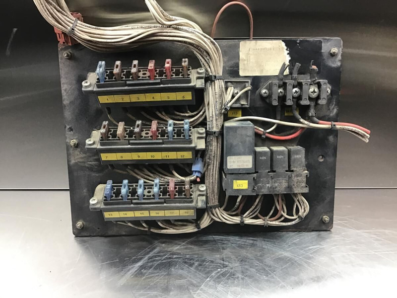 Liebherr E-Board - Electrical system: picture 1 Liebherr E-Board - Electrical system: picture 1