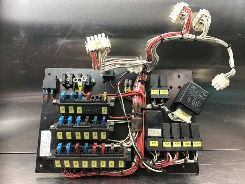 Liebherr E-Board - Electrical system: picture 1 Liebherr E-Board - Electrical system: picture 1