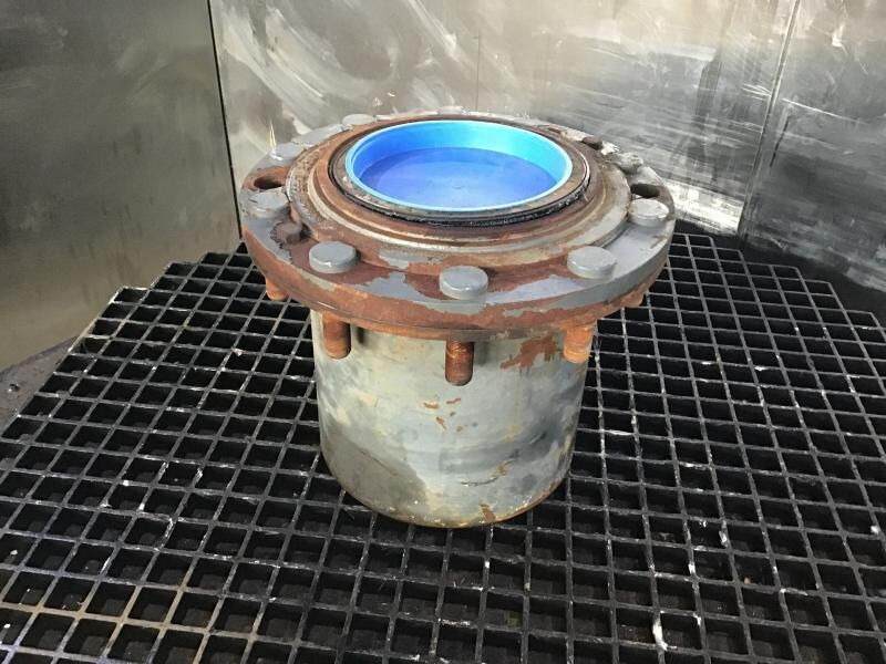 Liebherr Final Drive - Suspension: picture 1 Liebherr Final Drive - Suspension: picture 1