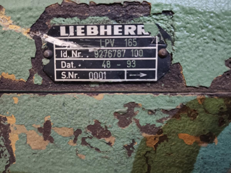 Liebherr LPV165 - Hydraulic pump: picture 2 Liebherr LPV165 - Hydraulic pump: picture 2