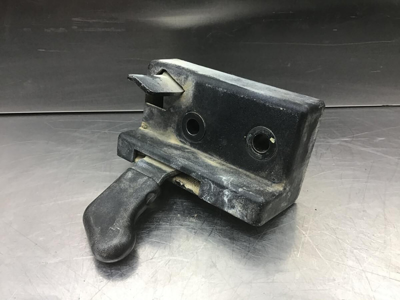 Liebherr Lock Right - Body and exterior: picture 2 Liebherr Lock Right - Body and exterior: picture 2