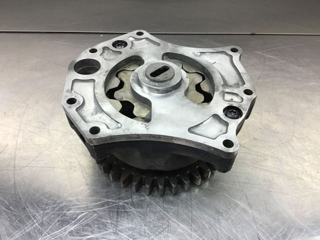 Liebherr Lube Oil Pump - Oil pump: picture 2 Liebherr Lube Oil Pump - Oil pump: picture 2