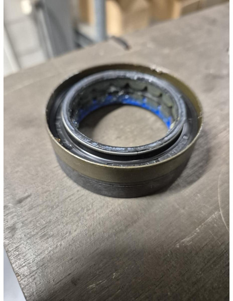 Liebherr - Suspension: picture 2 Liebherr - Suspension: picture 2