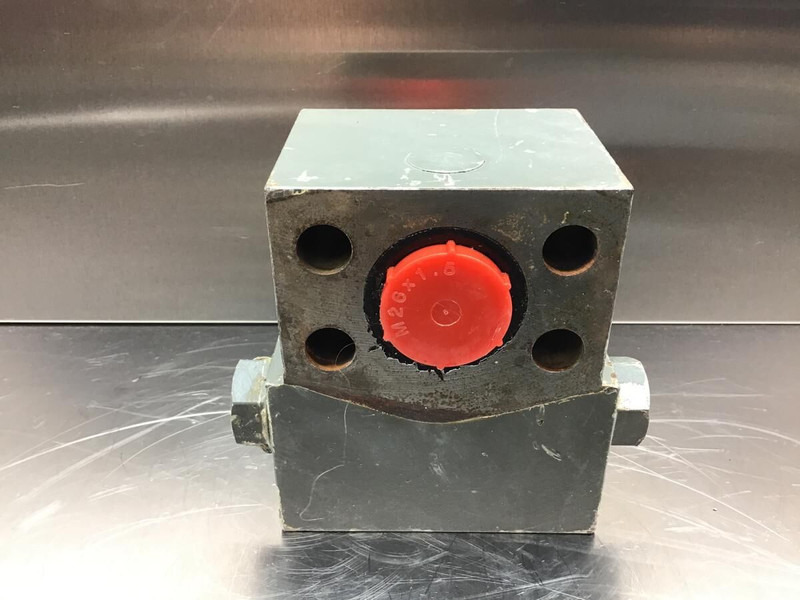 Liebherr - Hydraulics: picture 2 Liebherr - Hydraulics: picture 2