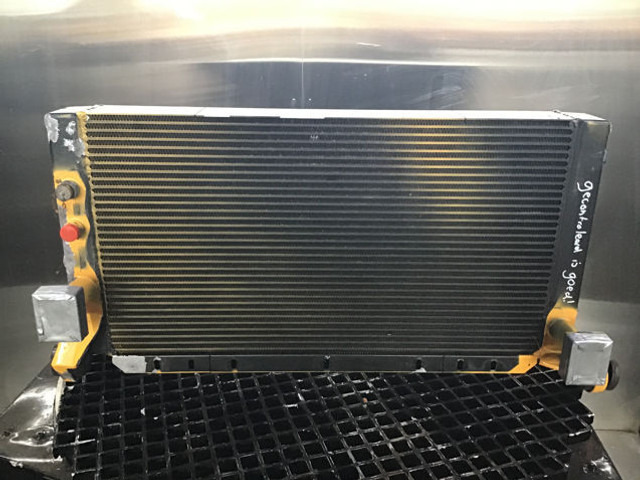 Liebherr Oilcooler - Oil cooler: picture 2 Liebherr Oilcooler - Oil cooler: picture 2