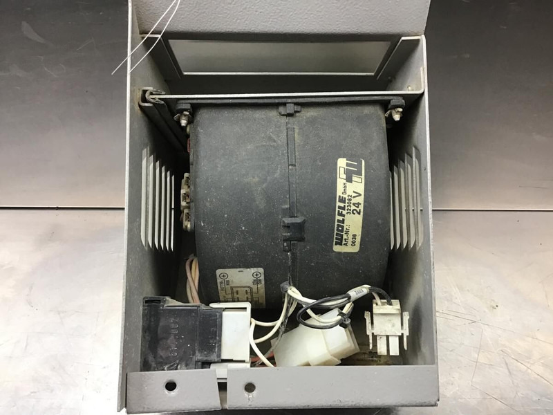 Liebherr R914HDSL / R904 / A904 Li - Blower motor: picture 1 Liebherr R914HDSL / R904 / A904 Li - Blower motor: picture 1